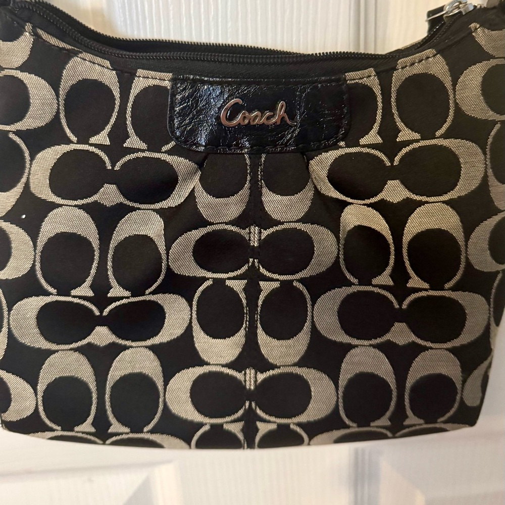 Coach Signature Black and Tan Shoulder Bag